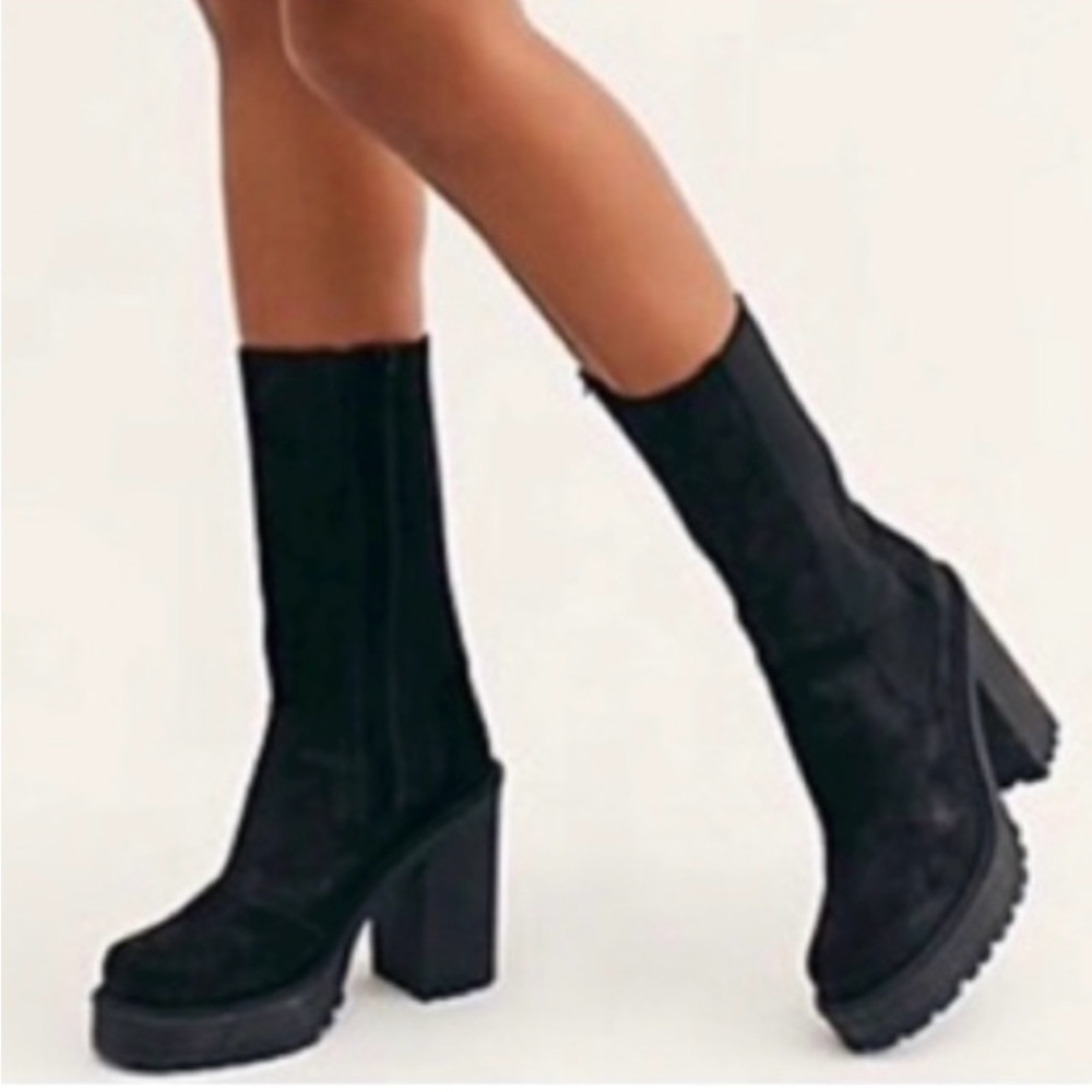 Free People Tristan Chelsea Boots Chunky Heel Lug Sole Black Size
39/8.5
